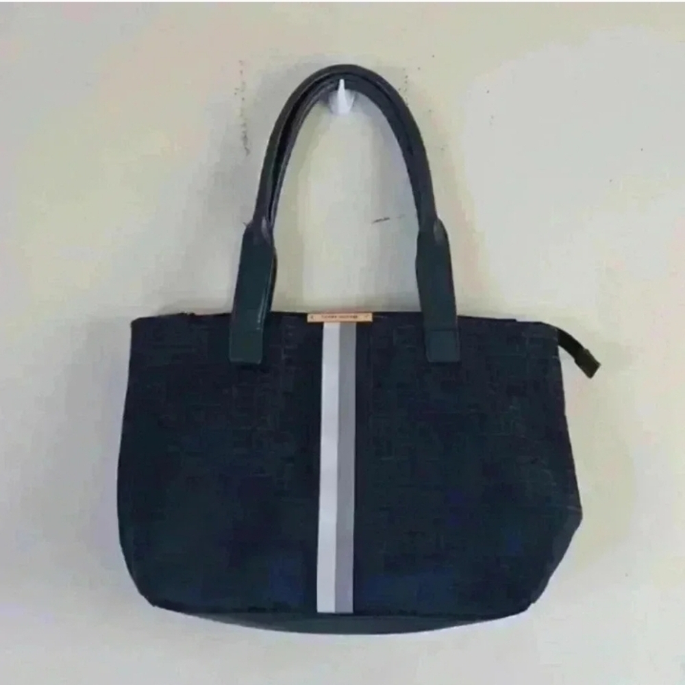 Tommy Hilfiger womens Shoulder bag